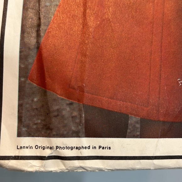 VOGUE Paris ORIGINAL Lanvil Pattern with original Cloth Label - Picture 9 of 12